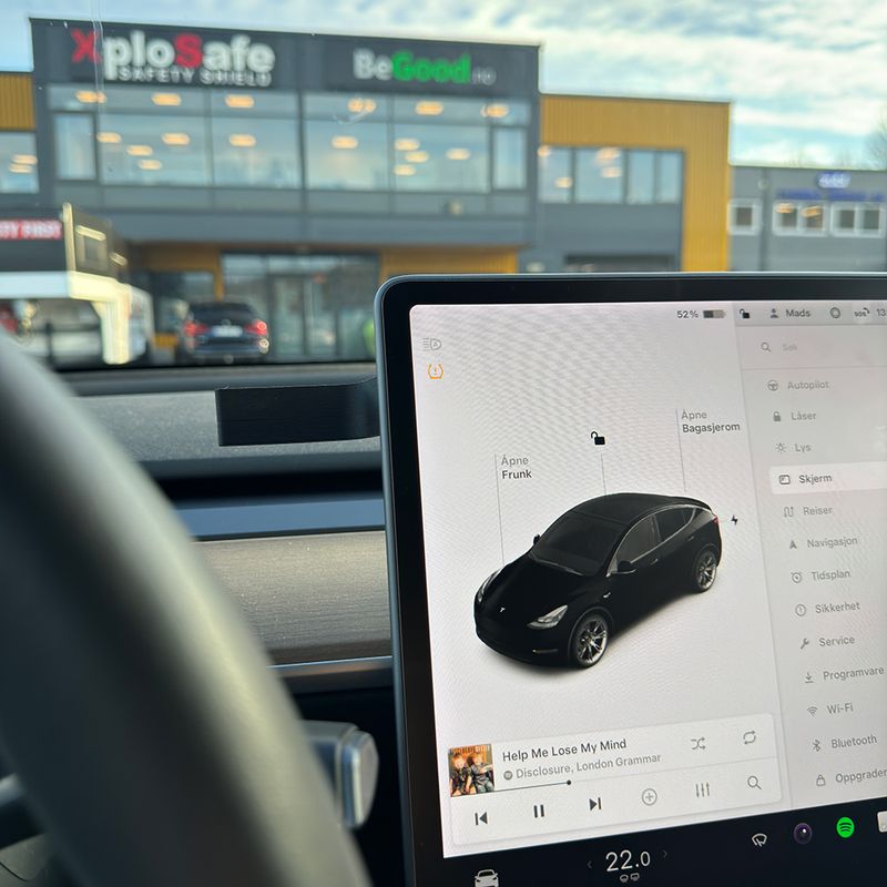 Safedrive-holder Tesla