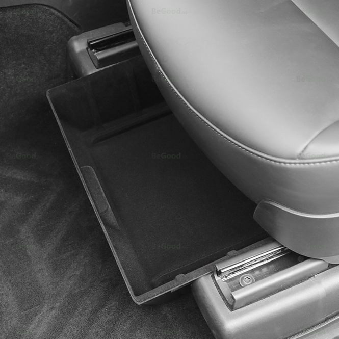Hovedbilde Oppbevaring under forsetet Tesla Model Y ...