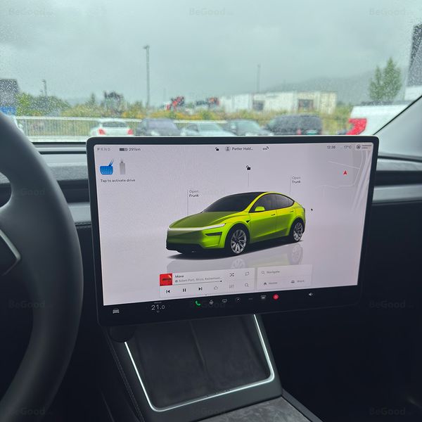 Roterbart skjermfeste &#8211; Tesla Model 3 & Y